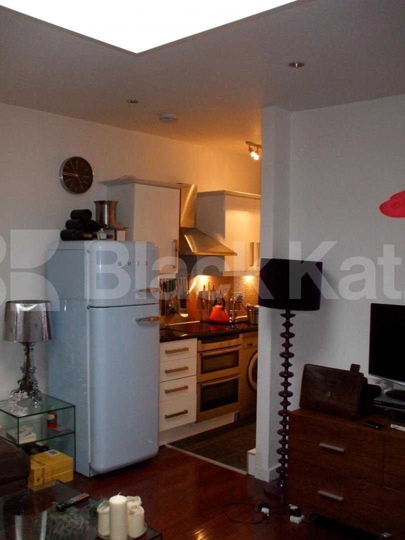 			New Instruction, 1 Bedroom, 1 bath, 1 reception Apartment			 Gattis Yard, KINGS CROSS